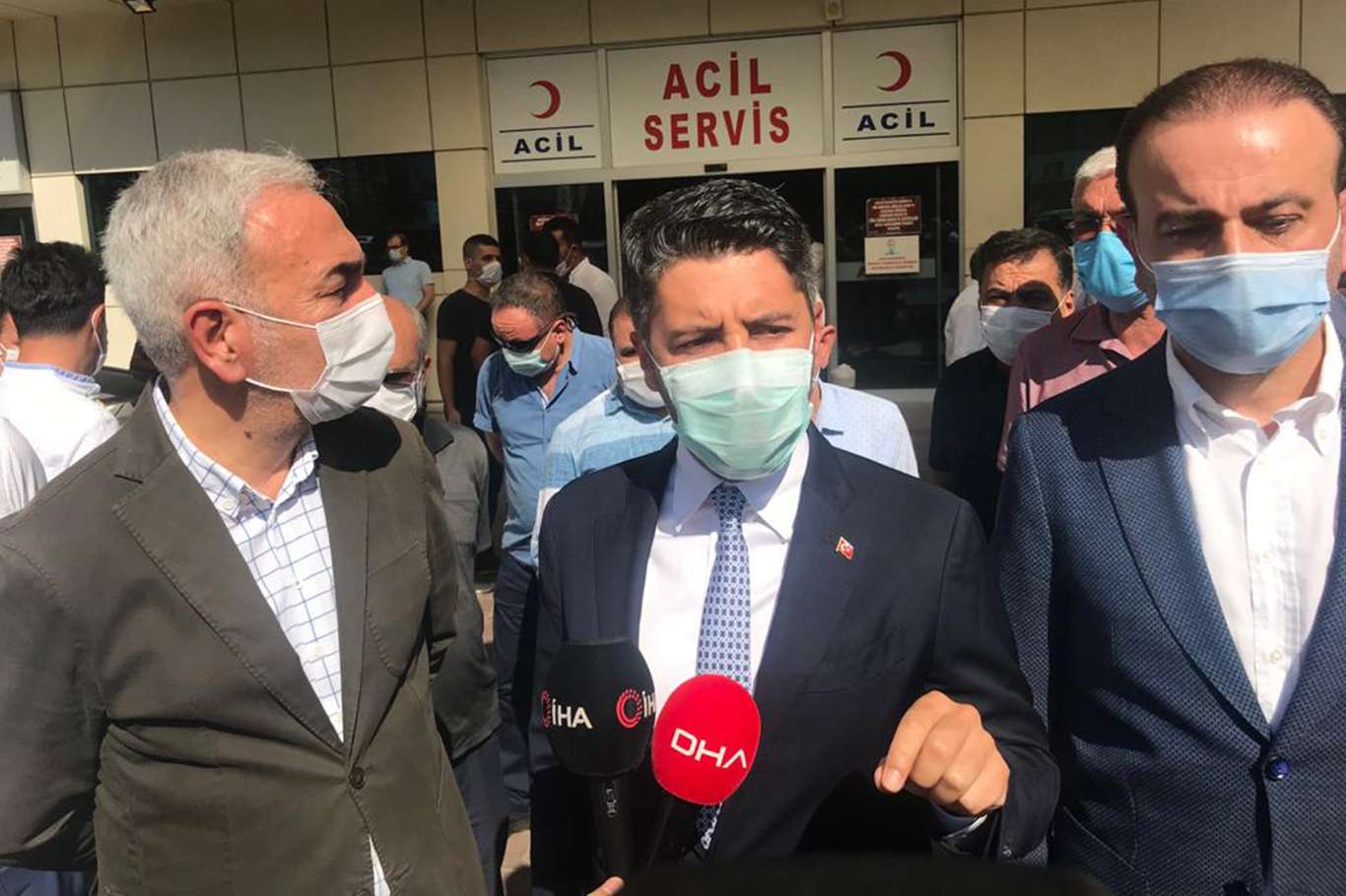Adana Saimbeyli Belediye Başkanı Gökçe, meclis toplantısında darp edildi Adana Saimbeyli Belediye Başkanı Gökçe, meclis toplantısında darp edildi